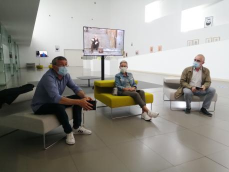 Xandru Fernández, Marta Baquero y Antón García catálogu esposición Nel Amaro 