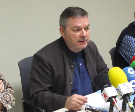 “Lo ideal sería que Política Llingüística sía una secretaría xeneral que dependa de Presidencia, de calter tresversal”, afirma González Riaño