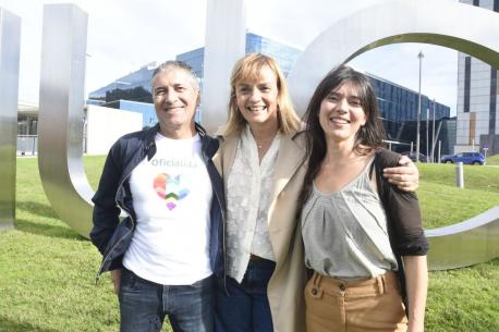 Xune Elipe, Cova Tomé y Laura Tuero Somos Asturies nel HUCA